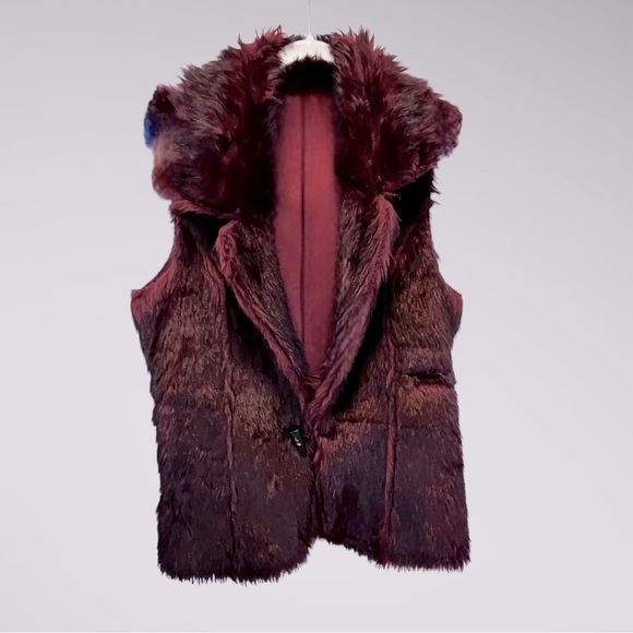 FEVER Faux Suede/ Fur Reversible Vest Maroon and Black women’s size small - Picture 4 of 8
